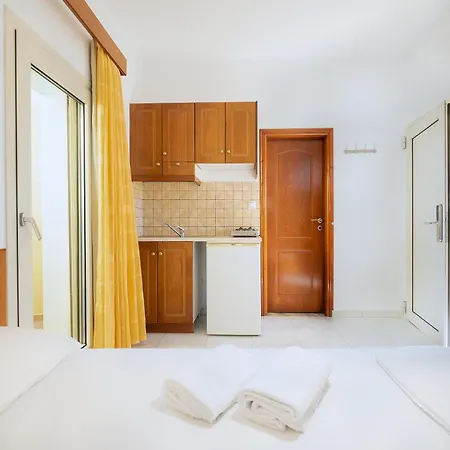 Georgina Aparthotel 2*